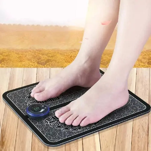 Tapete Masajeador Para Pies Electroestimulador Portátil Color Negro