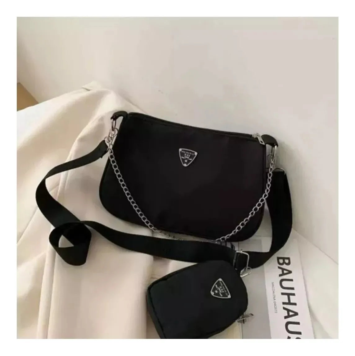 Bolso Manos Libres Porta Celular Con Monedero